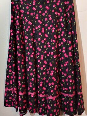 Rock Steady Cherry Print Circle Midi Swing Skirt Pinup M EUC Black Cherry